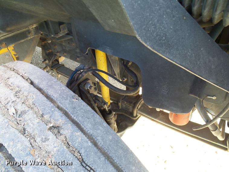 image for item DC7968 1999 GMC B7 school bus