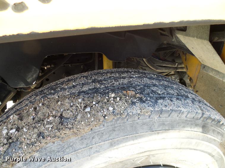 image for item DC7968 1999 GMC B7 school bus