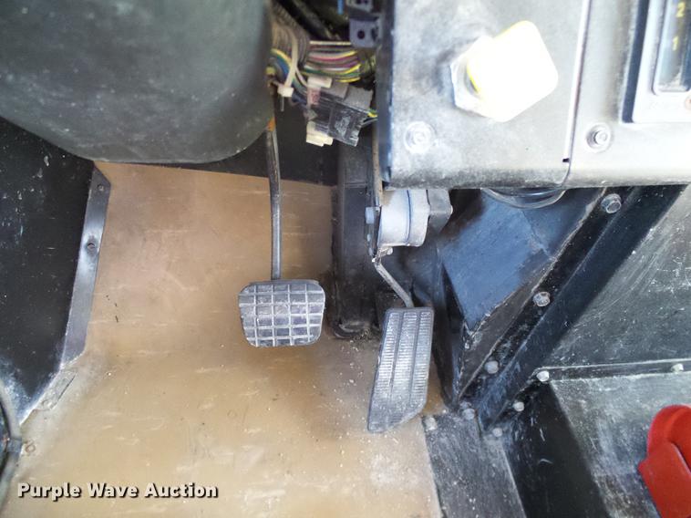 image for item DC7969 1999 GMC Blue Bird school bus