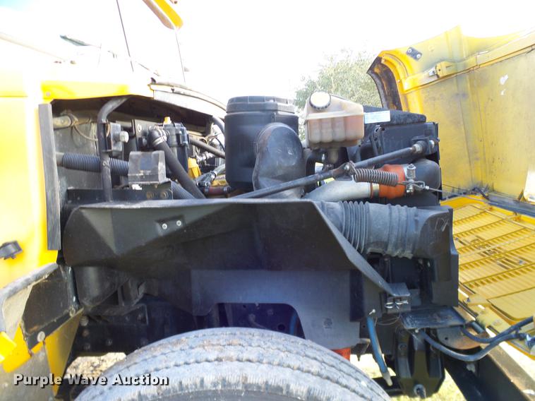 image for item DC7969 1999 GMC Blue Bird school bus