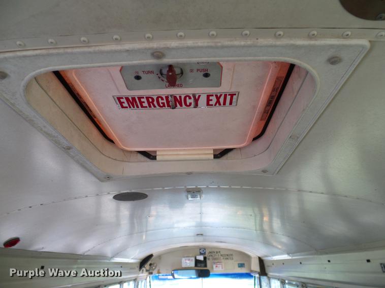 image for item DC7971 1995 International 3800 Blue Bird school bus