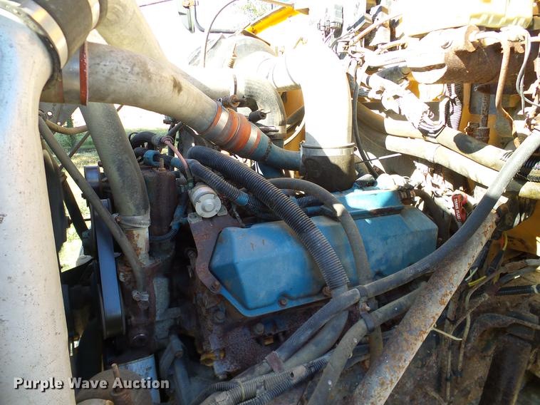 image for item DC7971 1995 International 3800 Blue Bird school bus