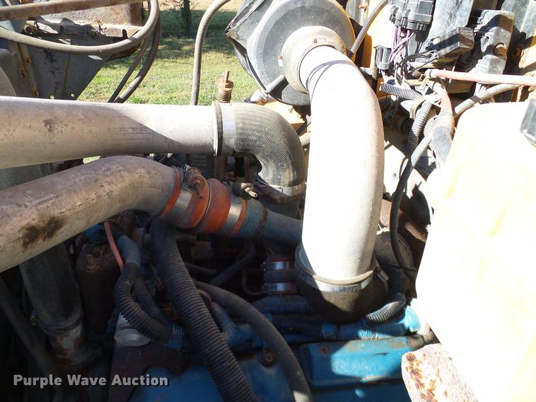 image for item DC7971 1995 International 3800 Blue Bird school bus