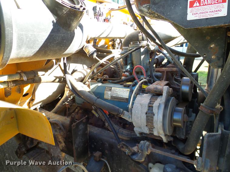 image for item DC7971 1995 International 3800 Blue Bird school bus