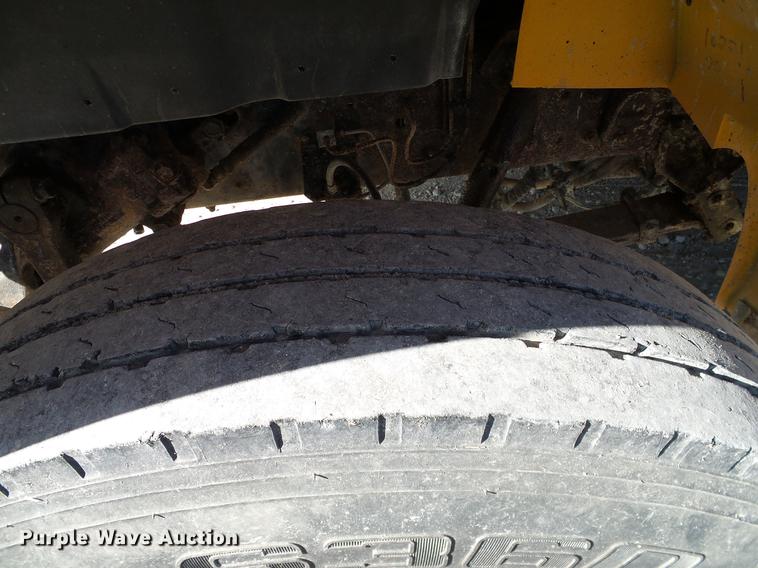 image for item DC7971 1995 International 3800 Blue Bird school bus