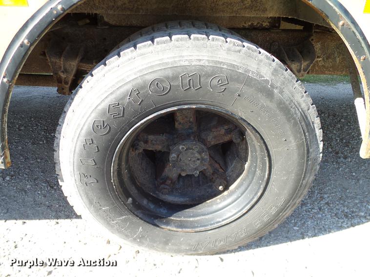 image for item DC7971 1995 International 3800 Blue Bird school bus