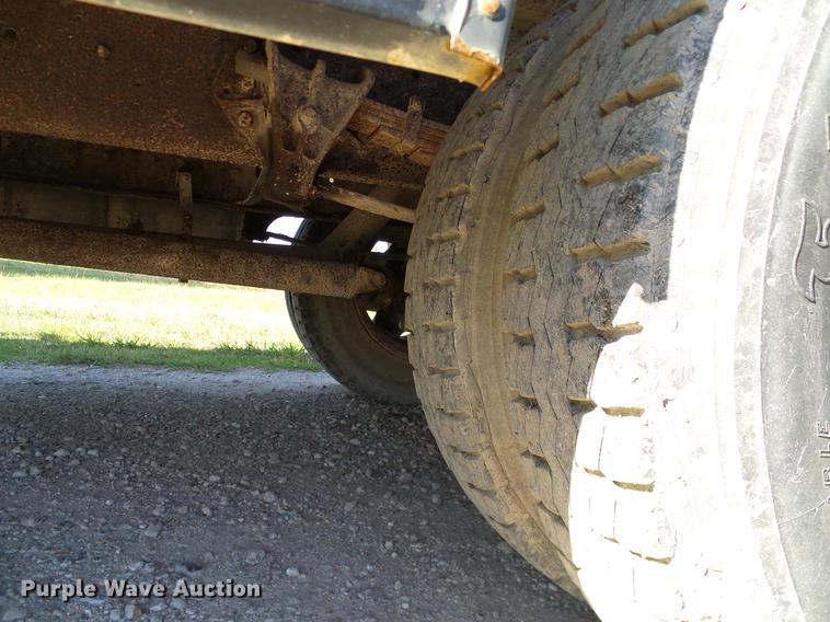 image for item DC7971 1995 International 3800 Blue Bird school bus