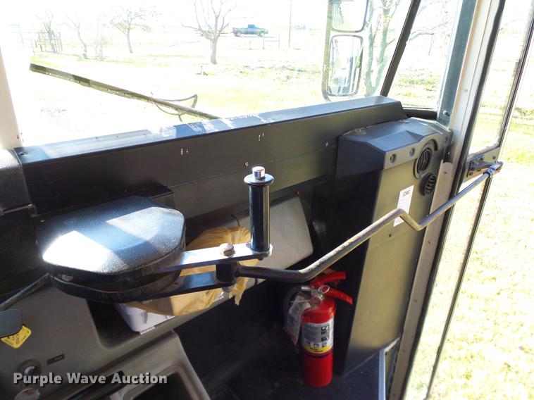 image for item DC7972 1998 Freightliner FS65 Blue Bird school bus