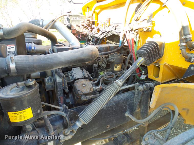 image for item DC7972 1998 Freightliner FS65 Blue Bird school bus