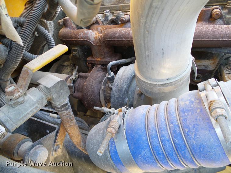 image for item DC7972 1998 Freightliner FS65 Blue Bird school bus