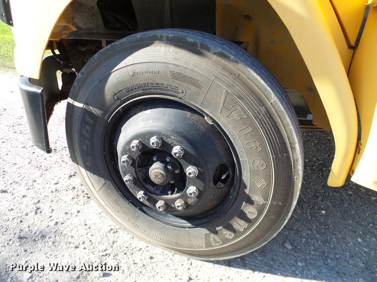 image for item DC7972 1998 Freightliner FS65 Blue Bird school bus