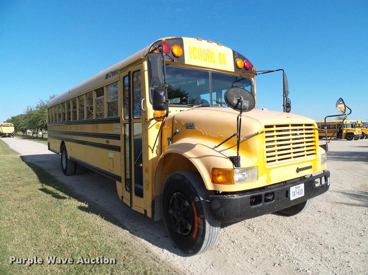 image for item DC7973 1998 International 3800 Carpenter school bus