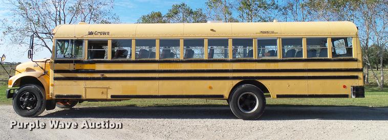 image for item DC7973 1998 International 3800 Carpenter school bus