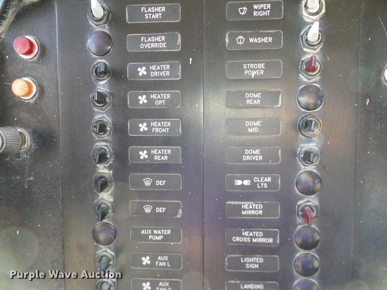 image for item DC7973 1998 International 3800 Carpenter school bus