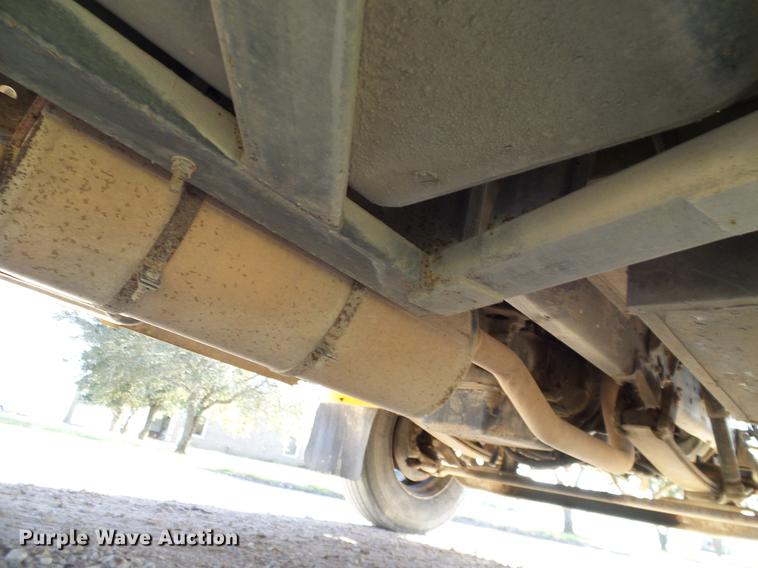 image for item DC7973 1998 International 3800 Carpenter school bus