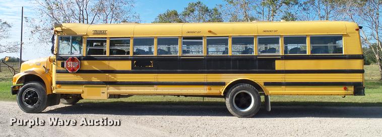 image for item DC7974 1997 International 3800 Thomas school bus
