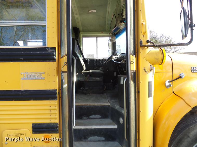 image for item DC7974 1997 International 3800 Thomas school bus