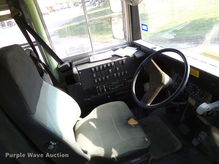 image for item DC7974 1997 International 3800 Thomas school bus