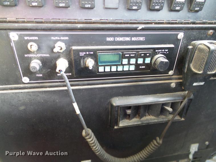 image for item DC7974 1997 International 3800 Thomas school bus