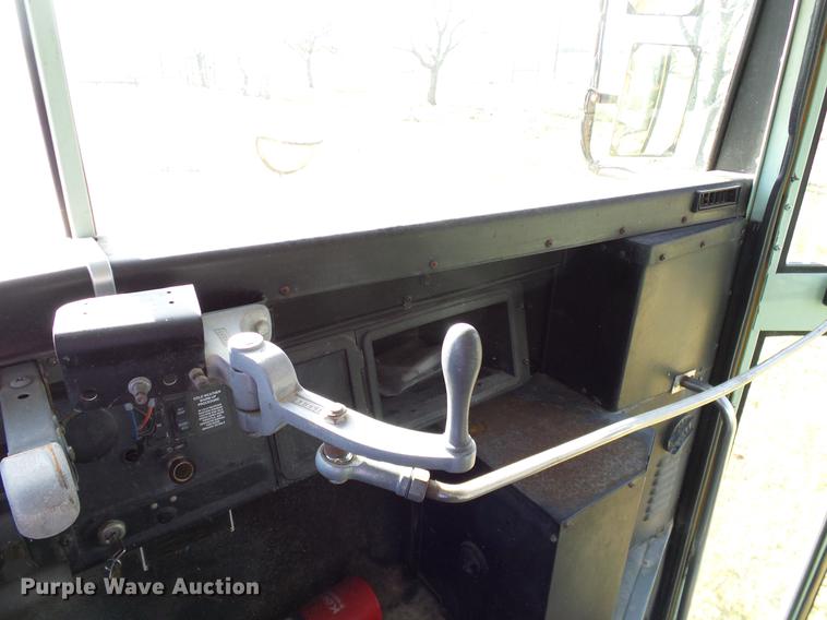 image for item DC7974 1997 International 3800 Thomas school bus