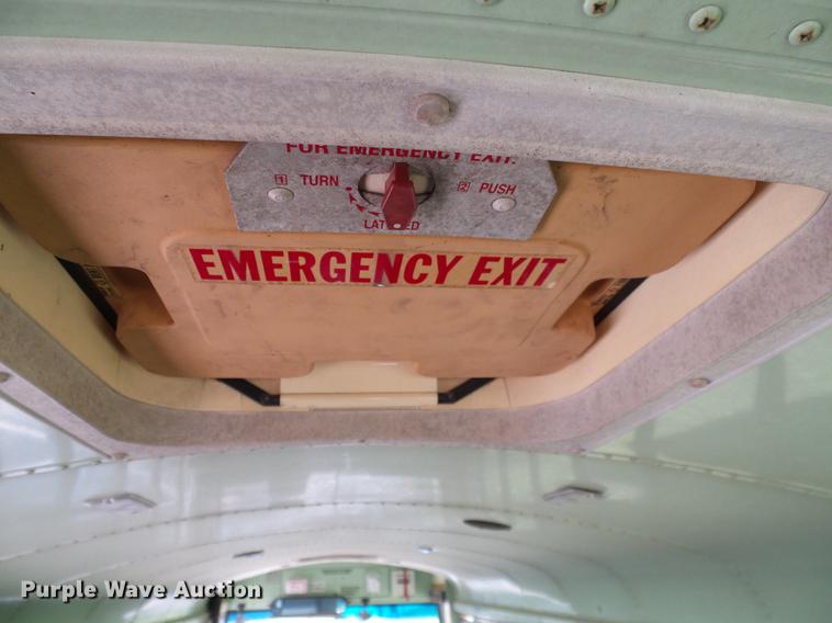 image for item DC7974 1997 International 3800 Thomas school bus