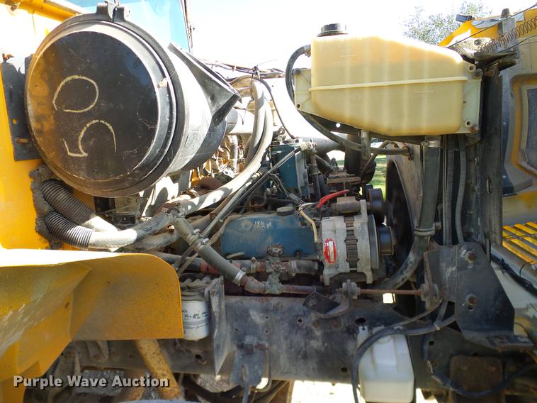 image for item DC7974 1997 International 3800 Thomas school bus