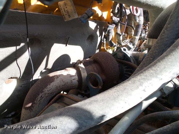 image for item DC7974 1997 International 3800 Thomas school bus