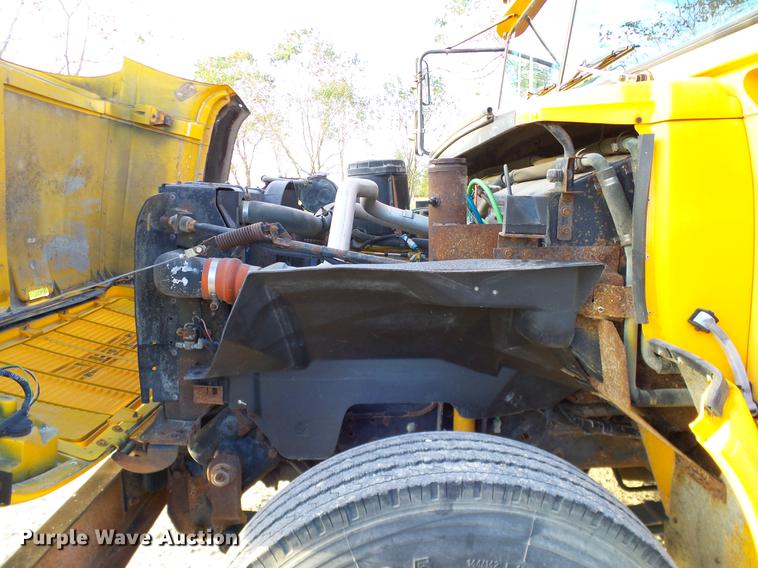 image for item DC7975 1996 GMC Blue Bird school bus