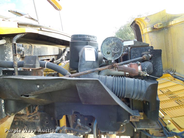 image for item DC7975 1996 GMC Blue Bird school bus