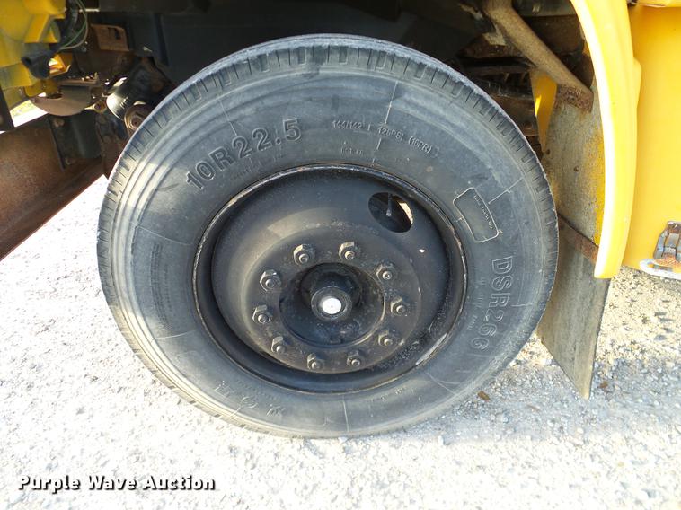 image for item DC7975 1996 GMC Blue Bird school bus