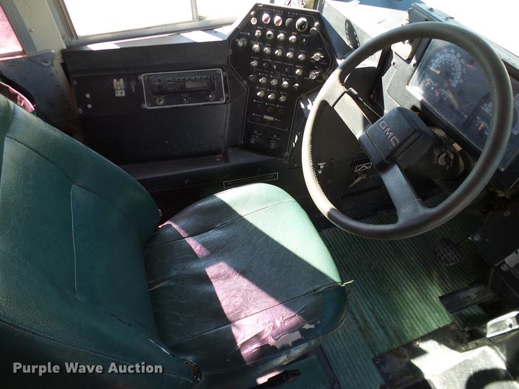 image for item DC7976 1997 GMC Blue Bird school bus