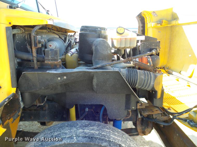 image for item DC7976 1997 GMC Blue Bird school bus