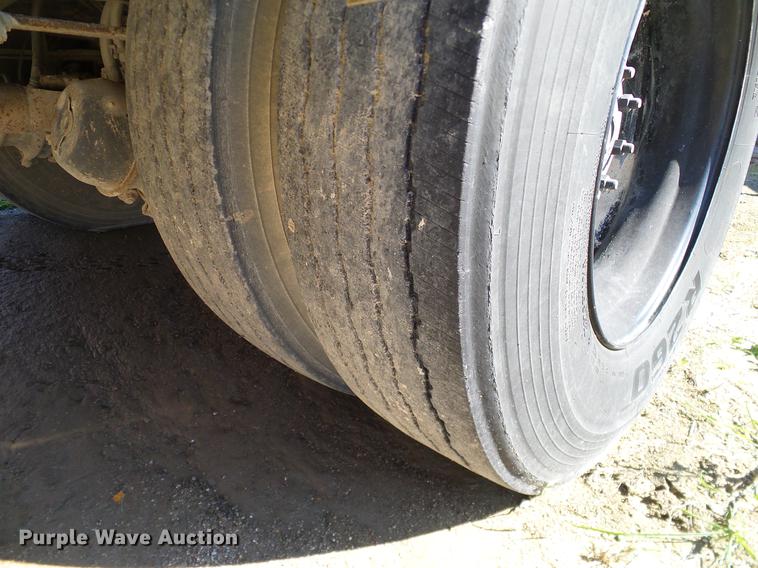 image for item DC7977 1998 Freightliner FS65 Blue Bird school bus