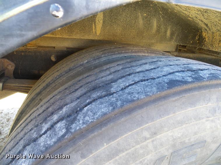 image for item DC7977 1998 Freightliner FS65 Blue Bird school bus