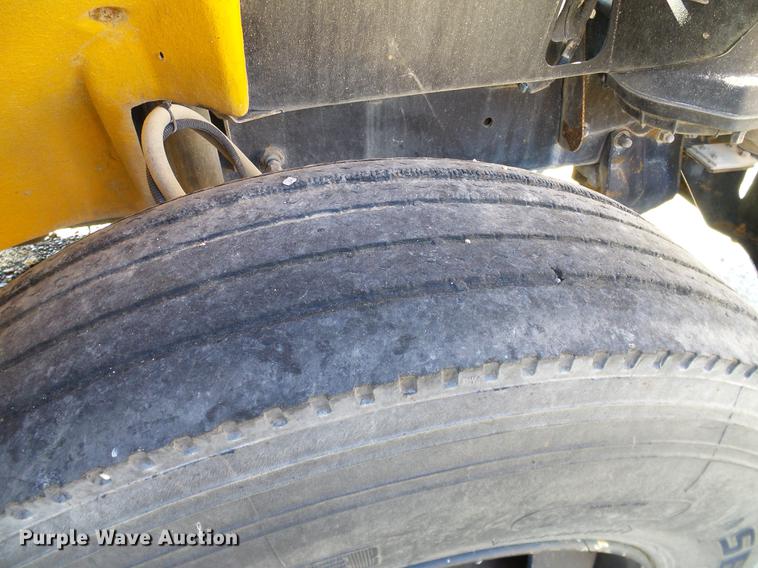 image for item DC7977 1998 Freightliner FS65 Blue Bird school bus