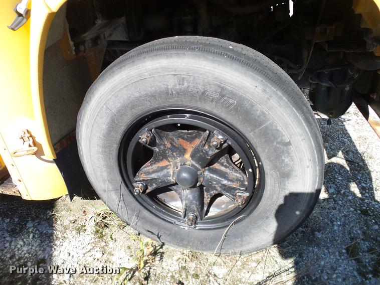 image for item DC7978 1997 Chevrolet Blue Bird school bus