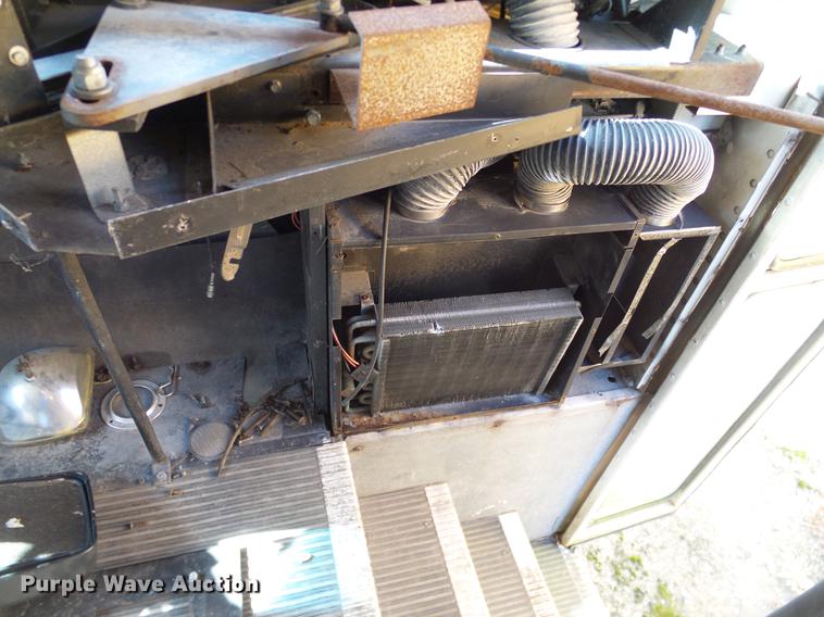 image for item DC7979 2001 International American Transport Corp. school bus