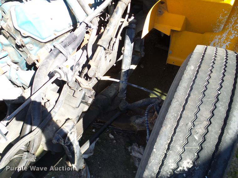 image for item DC7979 2001 International American Transport Corp. school bus