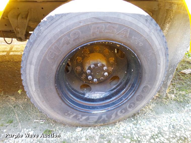 image for item DC7979 2001 International American Transport Corp. school bus