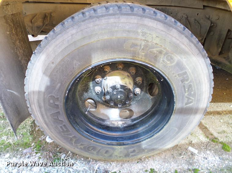 image for item DC7979 2001 International American Transport Corp. school bus