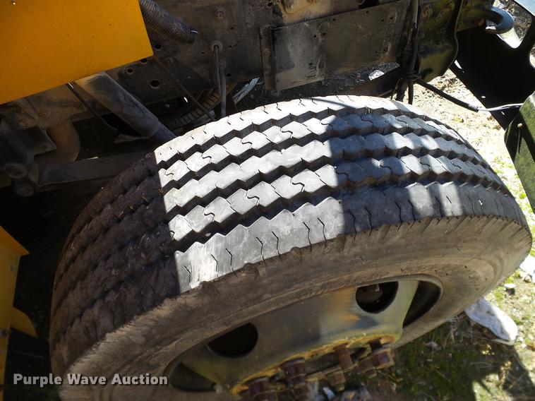 image for item DC7979 2001 International American Transport Corp. school bus