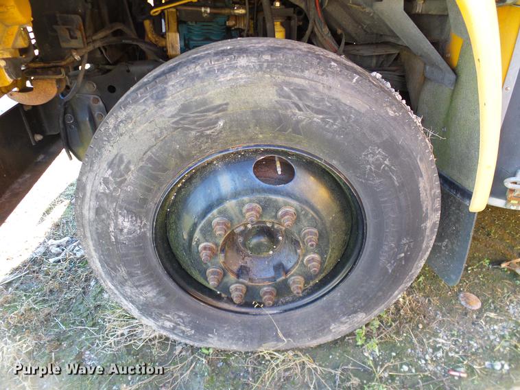 image for item DC7980 1999 GMC Blue Bird bus