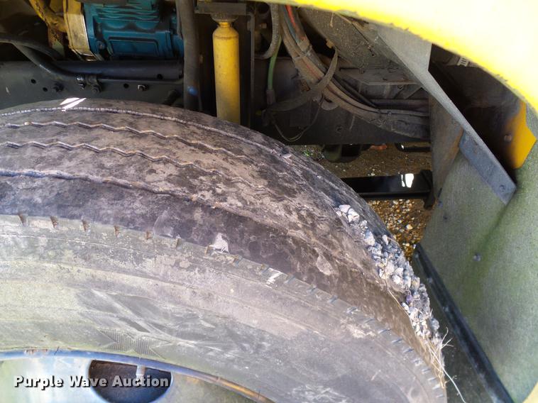 image for item DC7980 1999 GMC Blue Bird bus