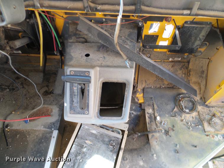 image for item DC7982 1998 Freightliner FS65 Blue Bird school bus