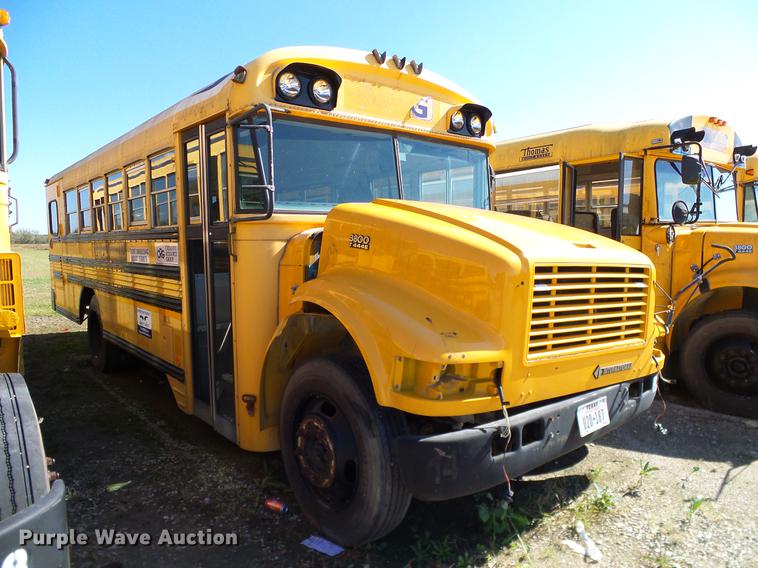 image for item DC7983 1999 International 3800 school bus