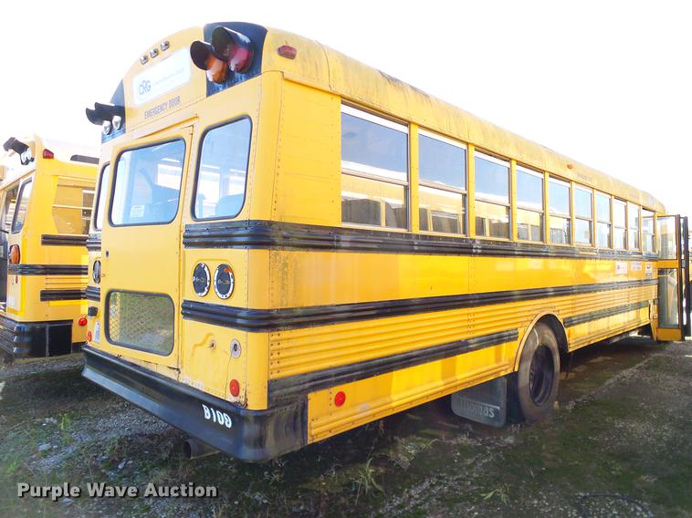 image for item DC7984 1998 International 3800 Thomas school bus