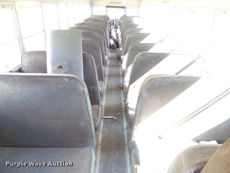 image for item DC7984 1998 International 3800 Thomas school bus