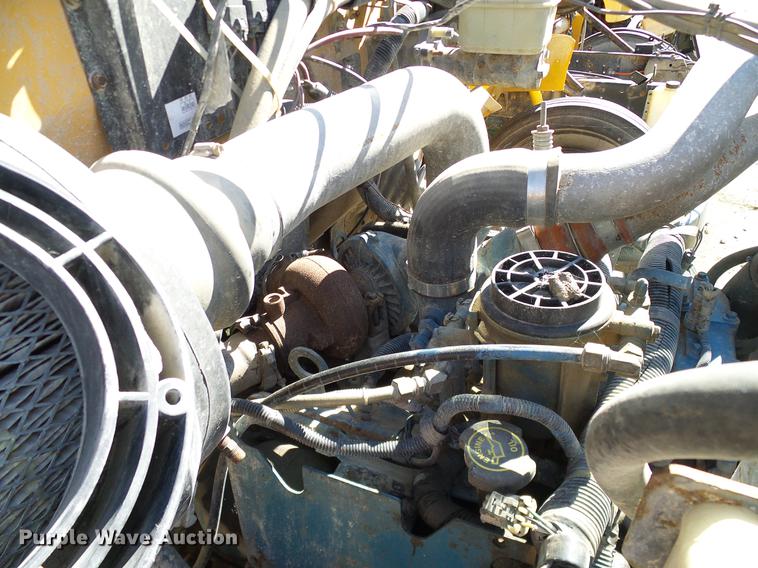 image for item DC7984 1998 International 3800 Thomas school bus