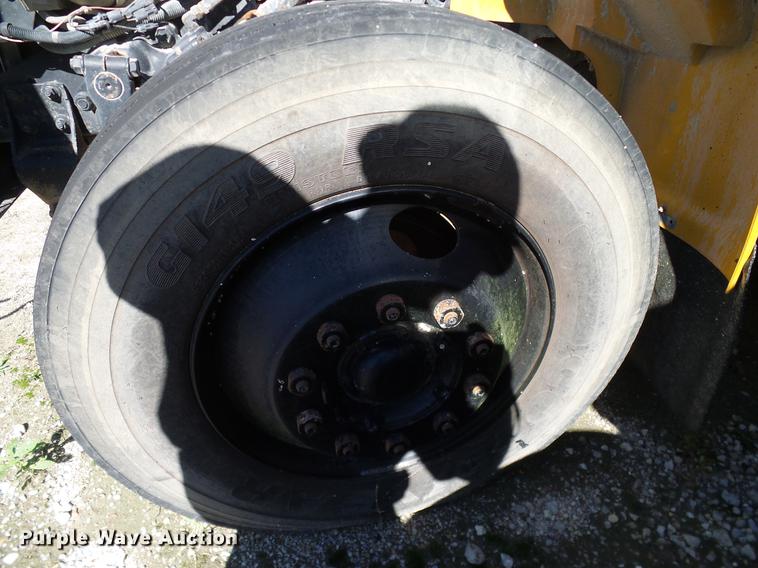 image for item DC7984 1998 International 3800 Thomas school bus