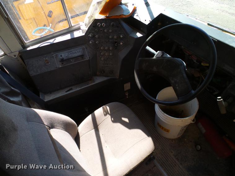 image for item DC7985 1997 International 3800 Blue Bird school bus